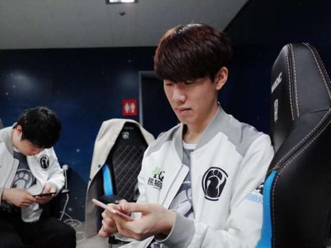 FaZe和 Fnatic 在2025年StarLadder布达佩斯Major的首场比赛中取得胜利