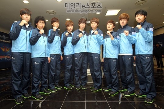 外国媒体透露， G2 Esports 已与 Hans Sama 延长合同至 2026 年