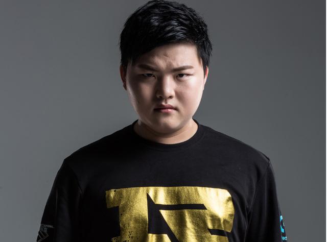 iG官方：主教练Loong正式加入