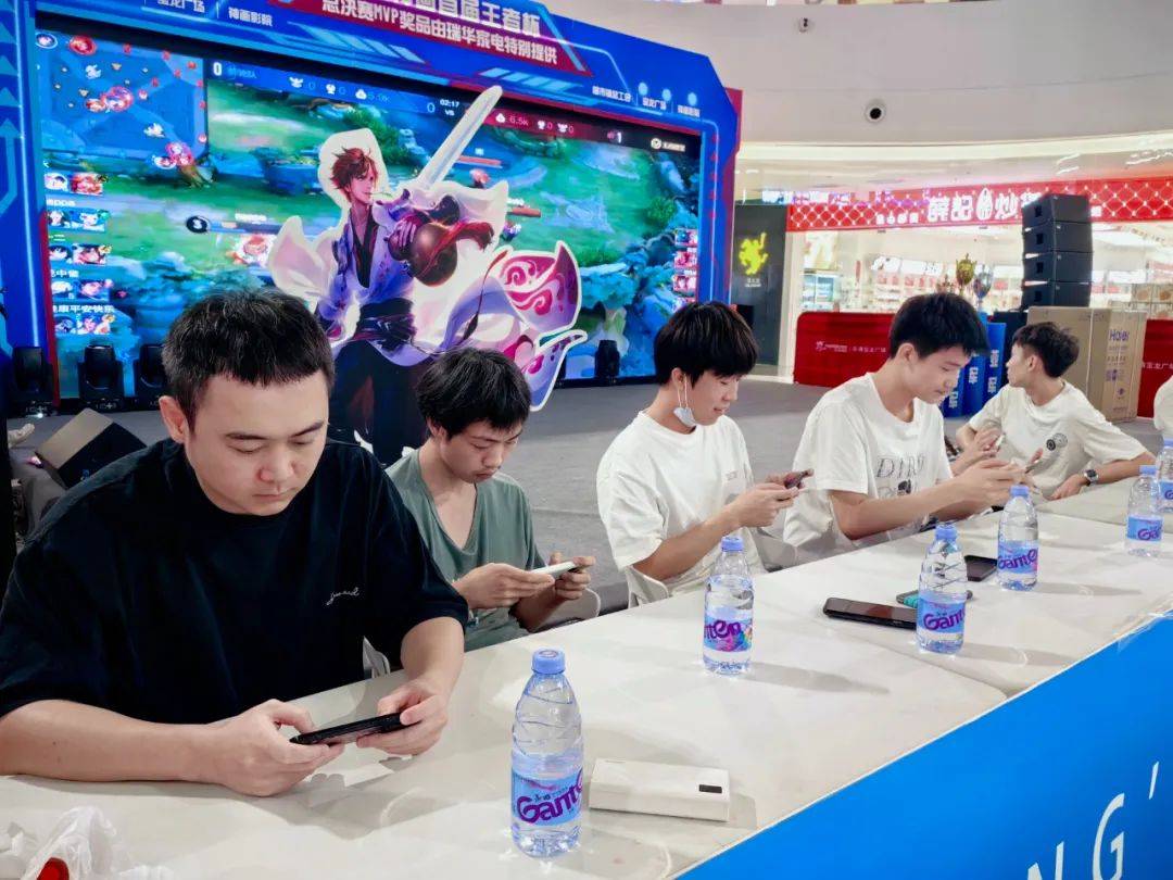 阴间赛程！S12小组赛观赛人数同比去年下降约40%